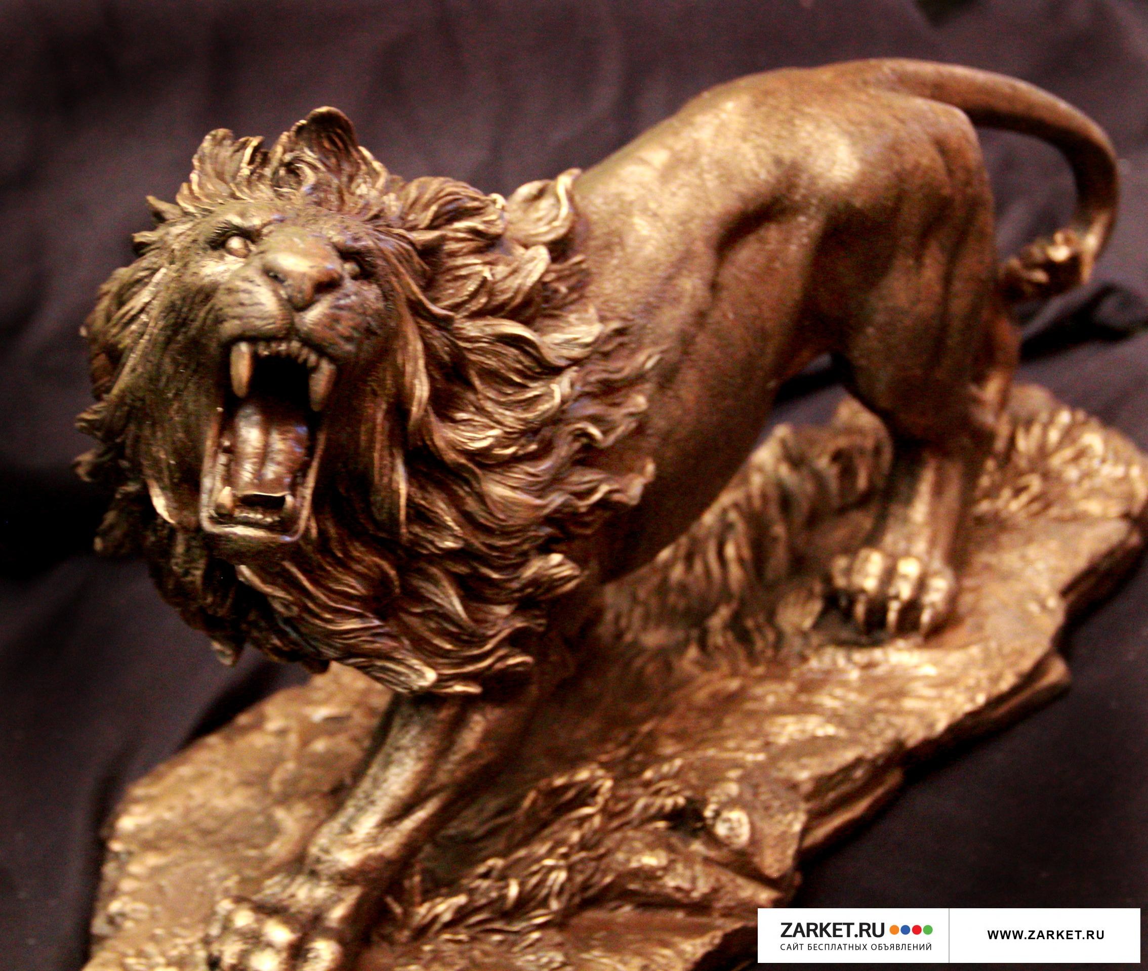 львы статуи фото