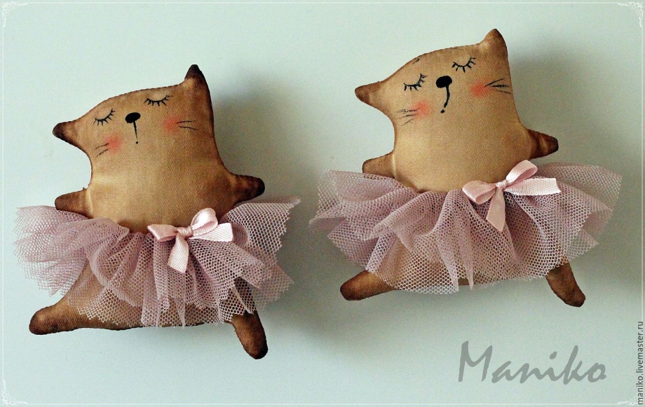 Кофейные игрушки из ткани