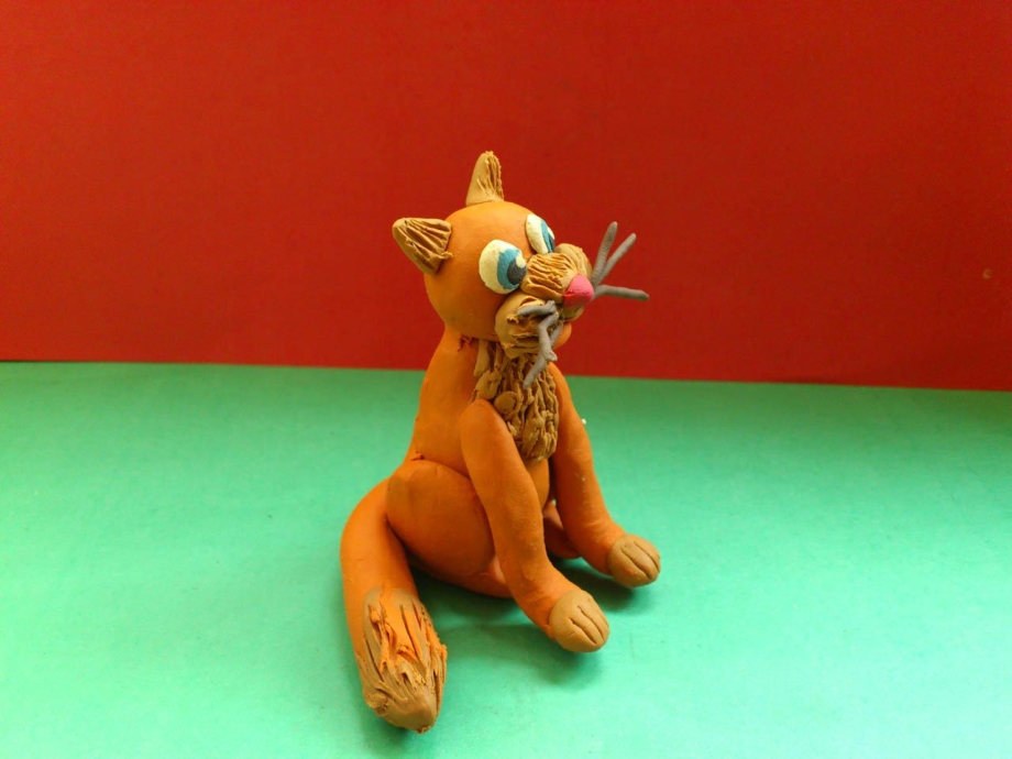 Кошка из пластилина