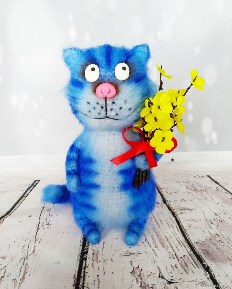 Синий кот игрушка