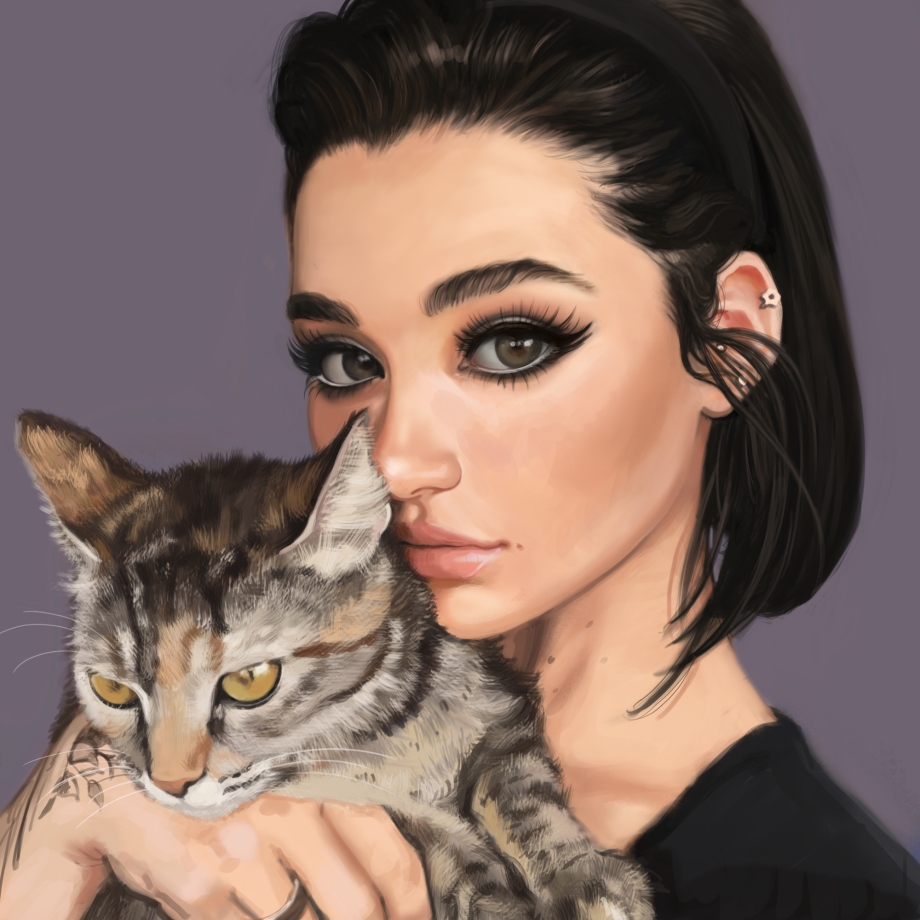 Красивая девушка с котом