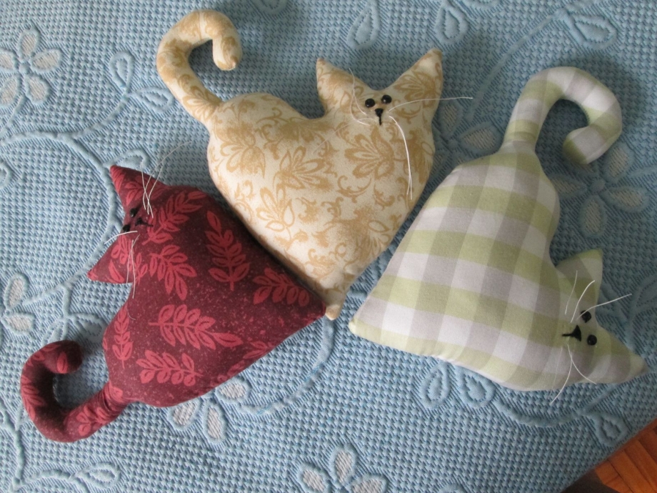 Декоративные игрушки из ткани