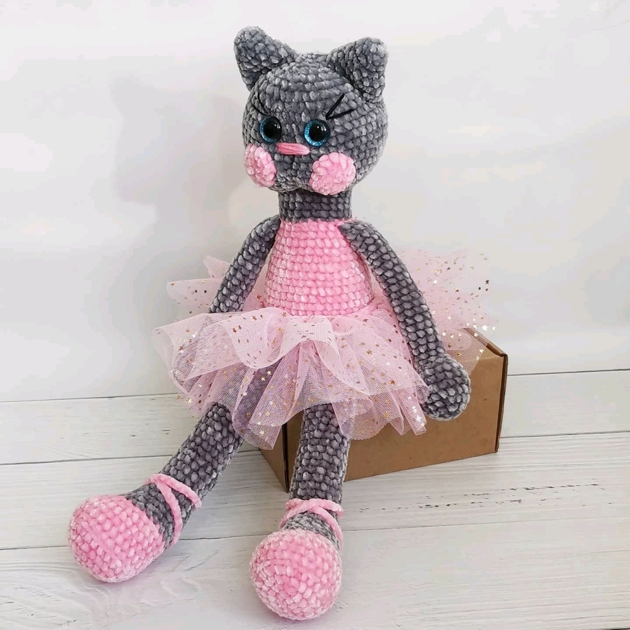 Кошка балерина игрушка