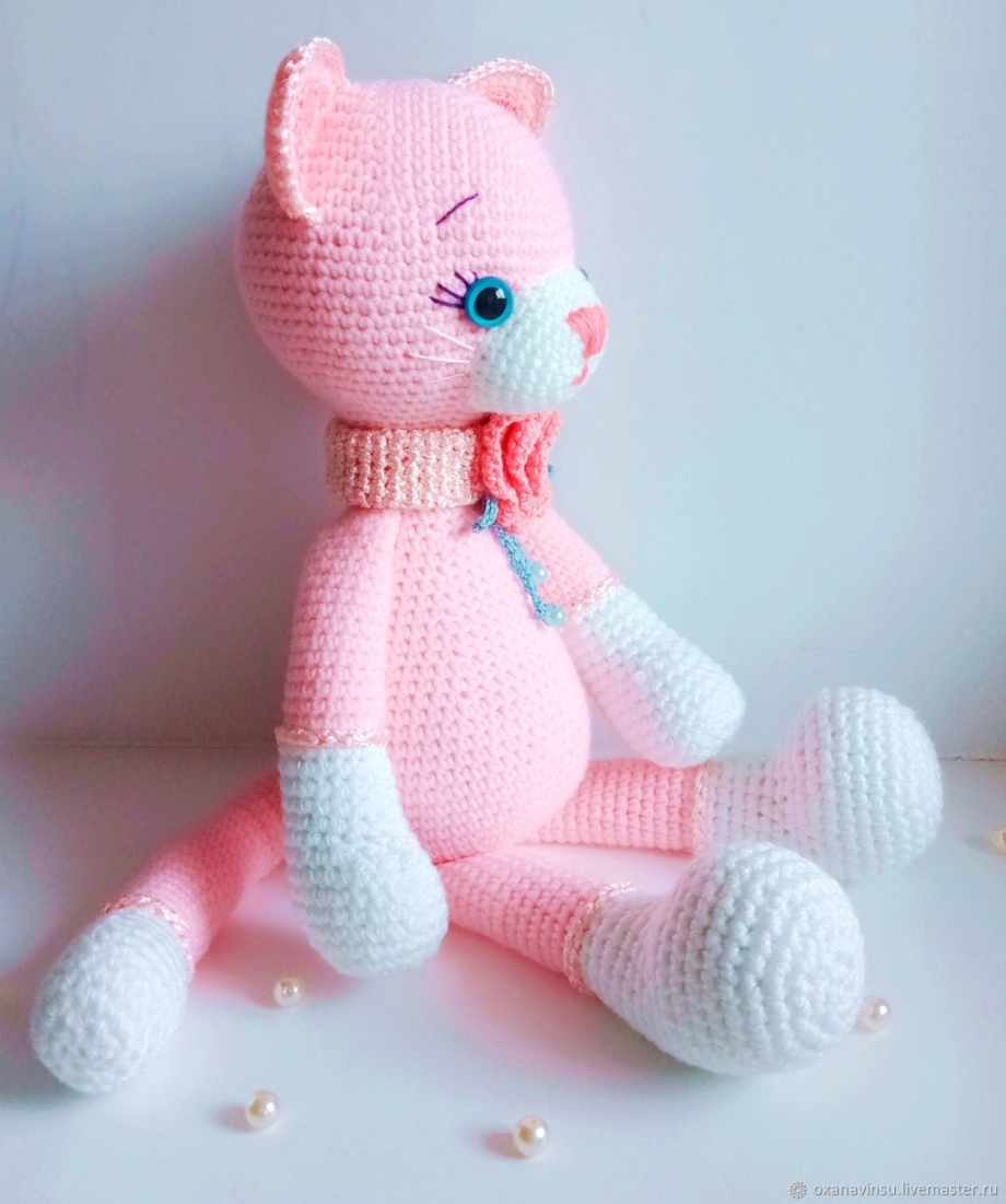 Бесплатно вязаные мягкие игрушки кошка