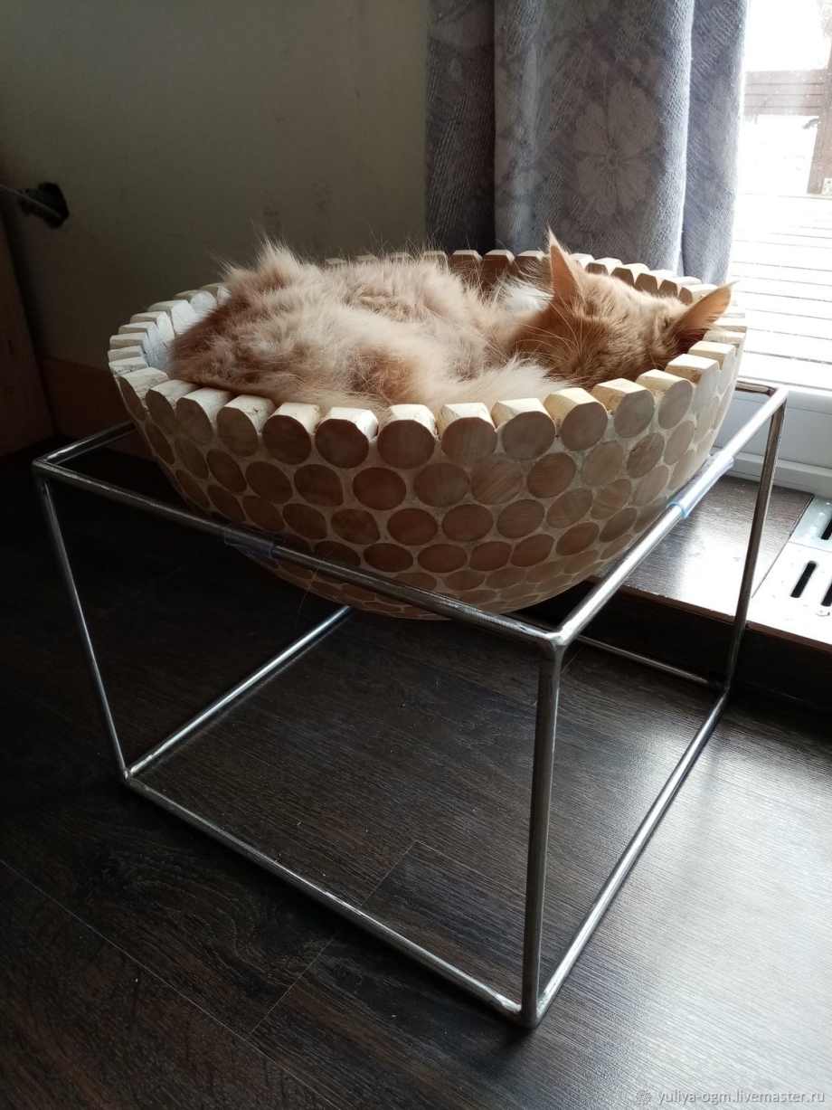 Лежанка для кота
