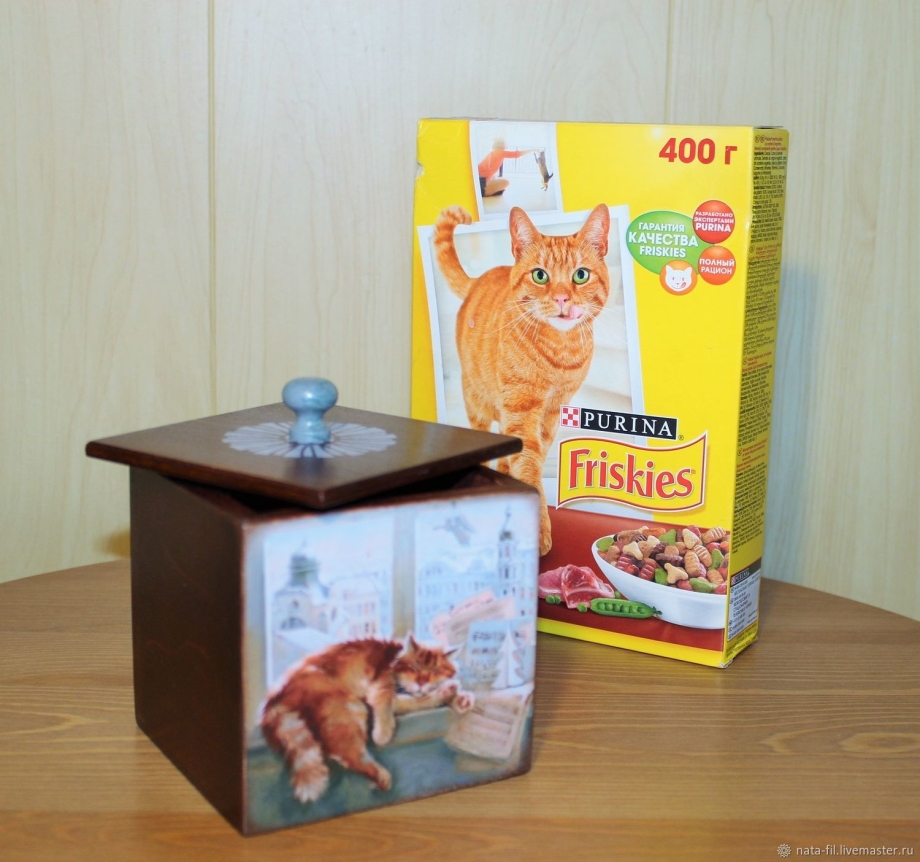 Коробка для корма