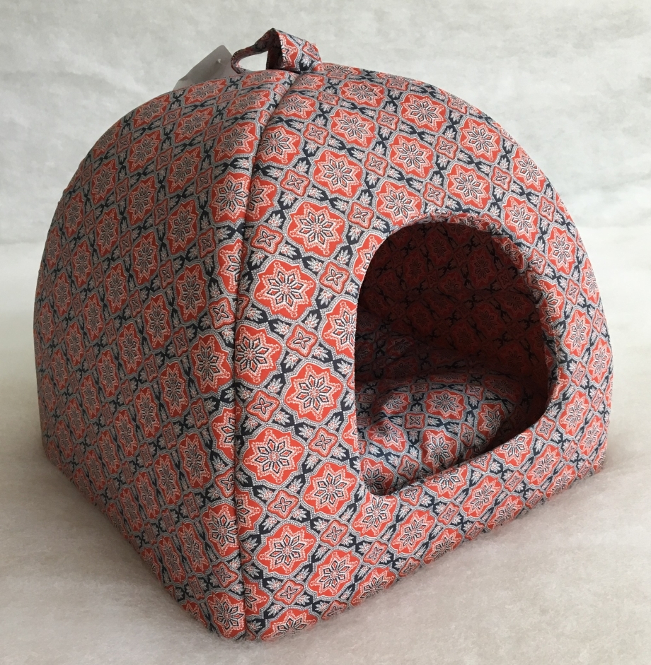 Домик для кошки из паралон