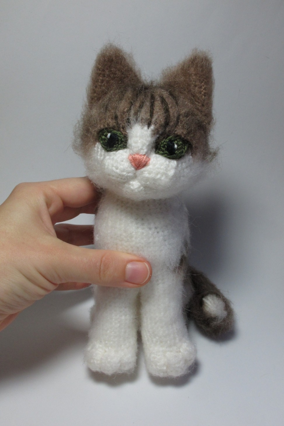 Мордочка вязаного кота