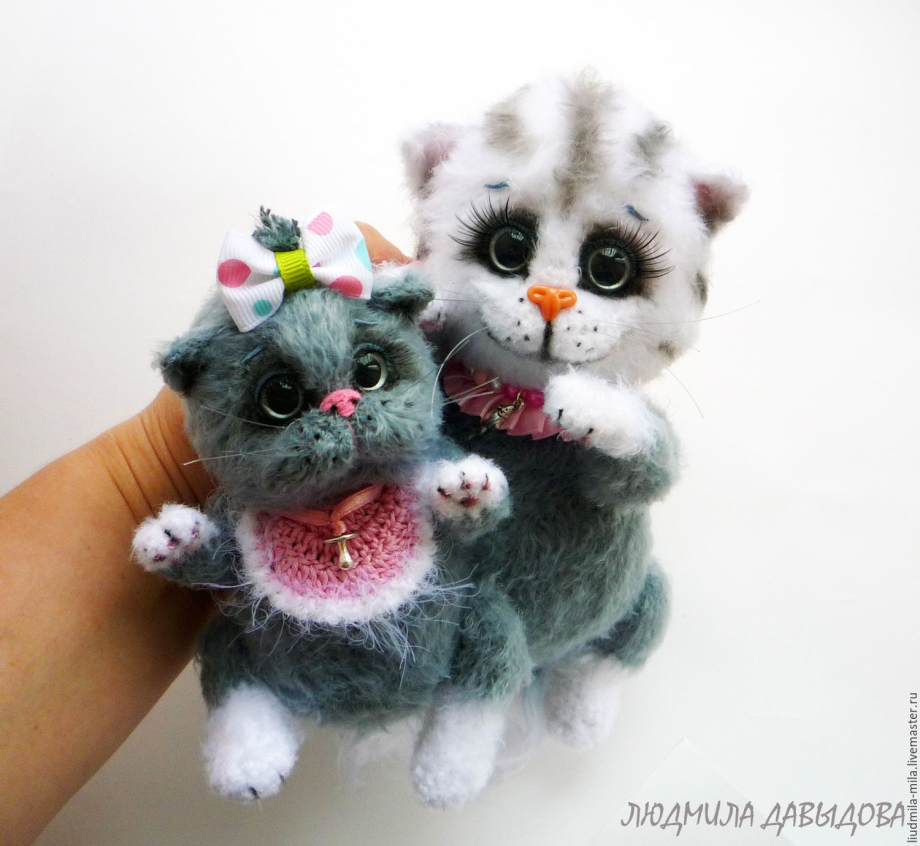 Вязаный котенок