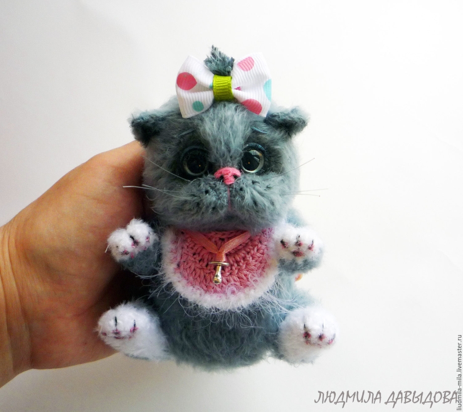 Вязаные игрушки кошки