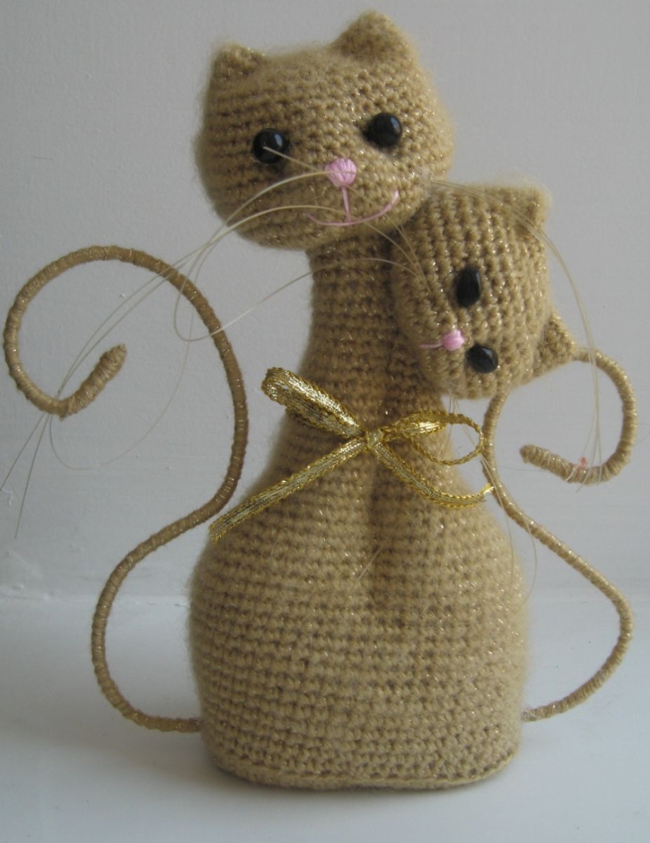 Вязаная кошечка