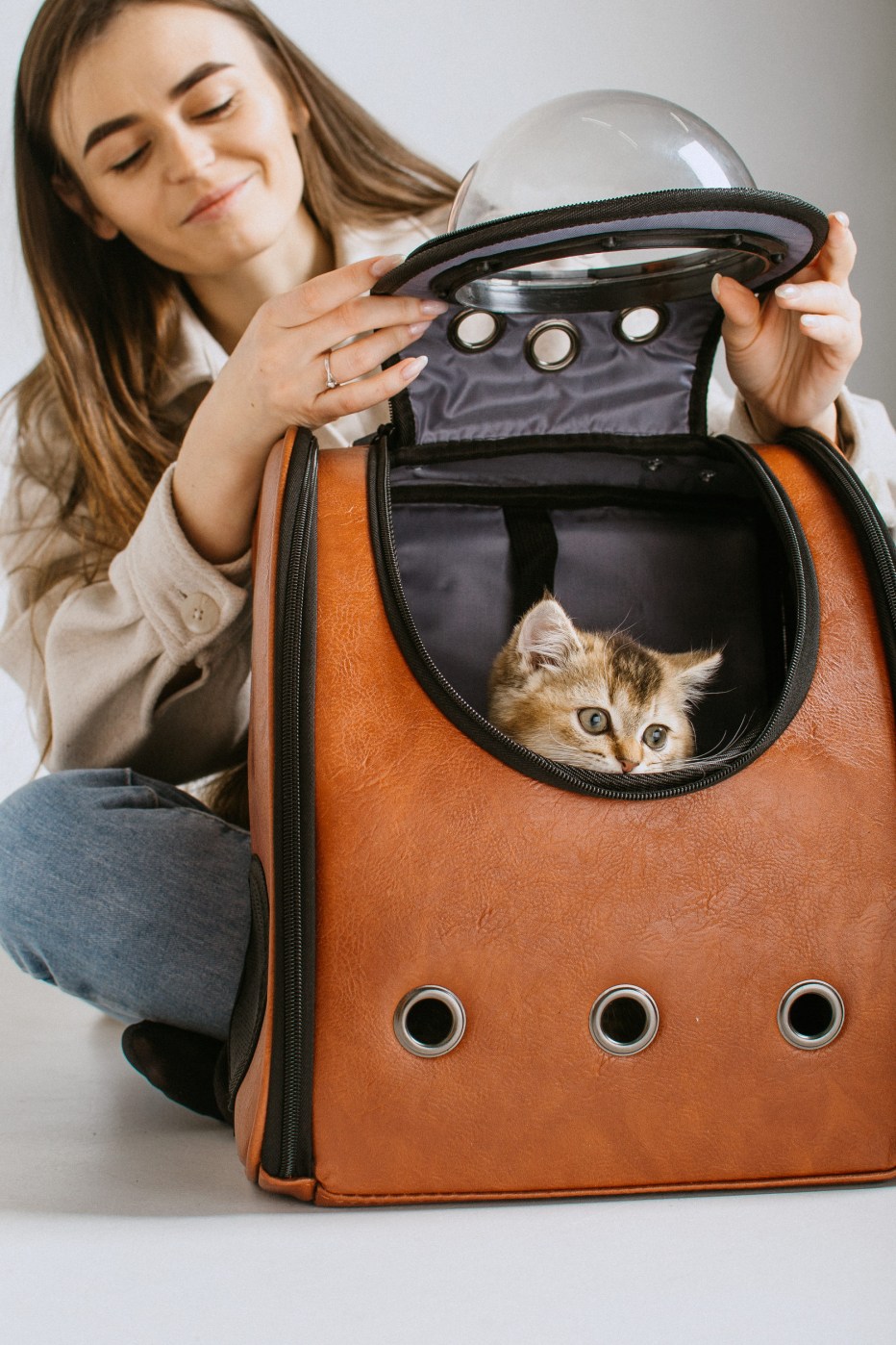 Рюкзак для кошек с иллюминатором