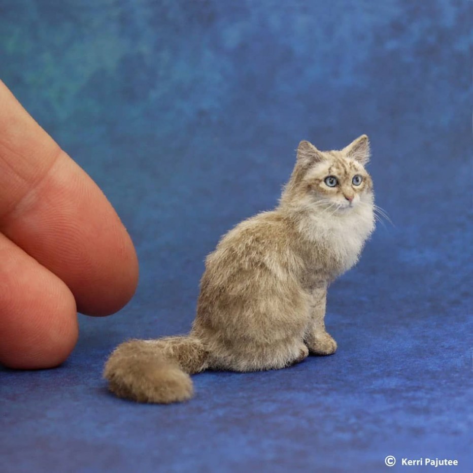 Миниатюрные игрушки котики