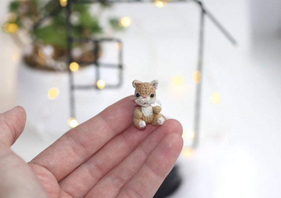 Needle felted Tricolor Kitten