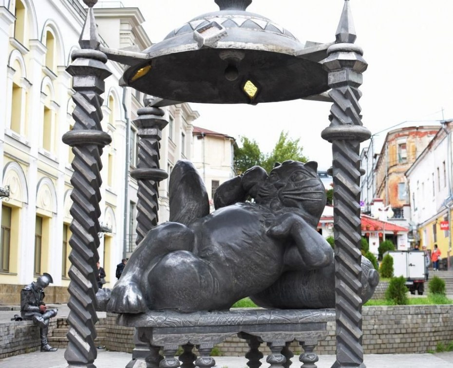 Памятник коту Казань улица Баумана