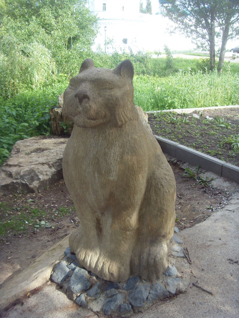 Памятник коту Казанскому