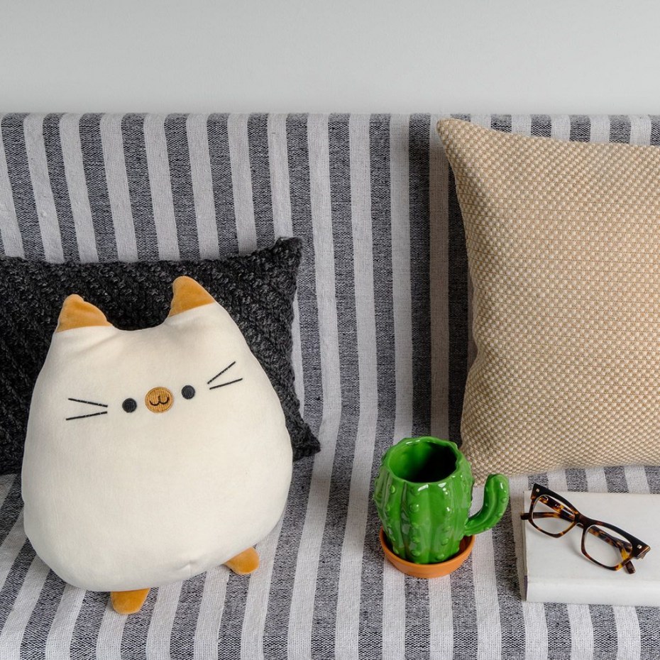 Подушка Kitty Balvi диванная
