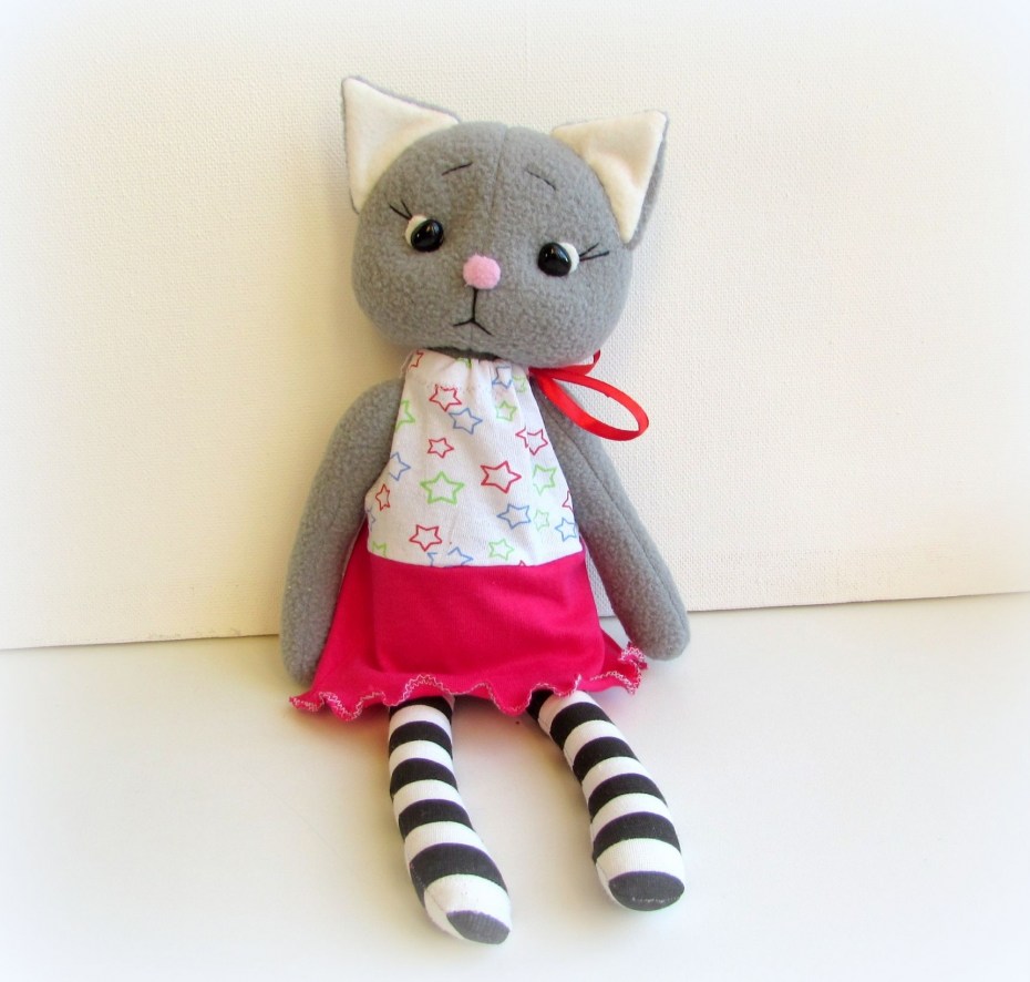 Кошечка из ткани