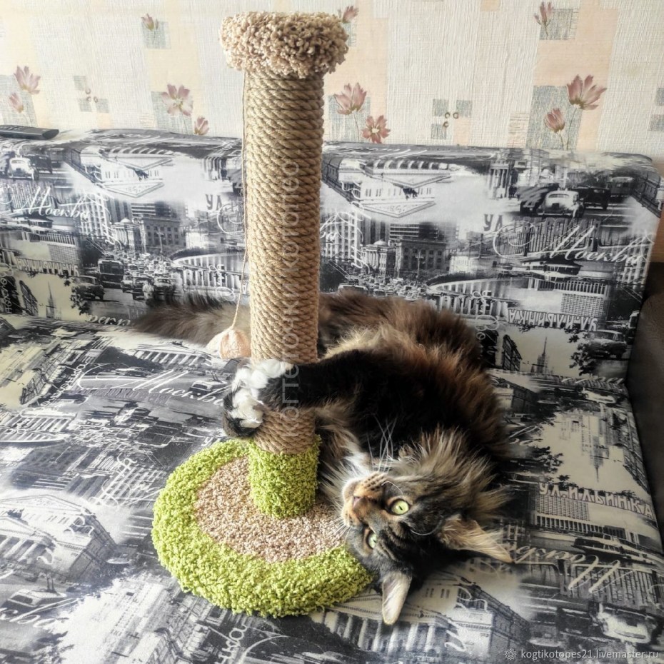 Когтеточка-столбик Trixie "Soria", 45x80x45 см