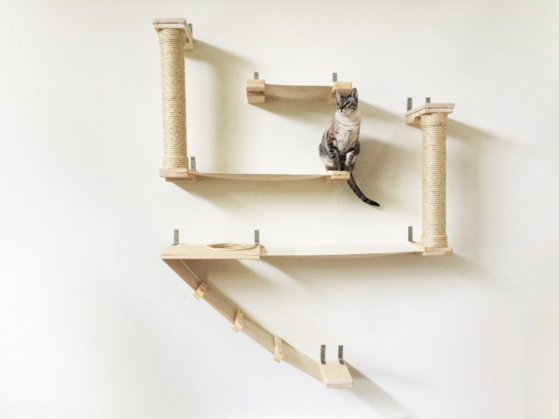 Игровая стенка для кошек