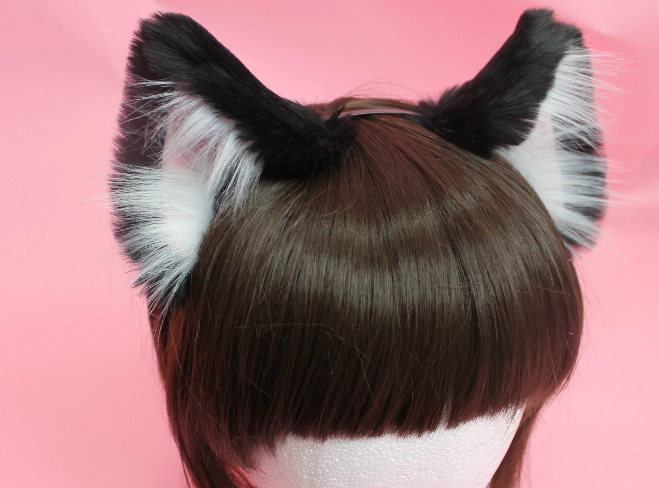 Black black cat ear. Кошачьи ушки. Чёрные кошачьи ушки ободок. Реалистичные кошачьи уши ободок. Накладные уши кошки.