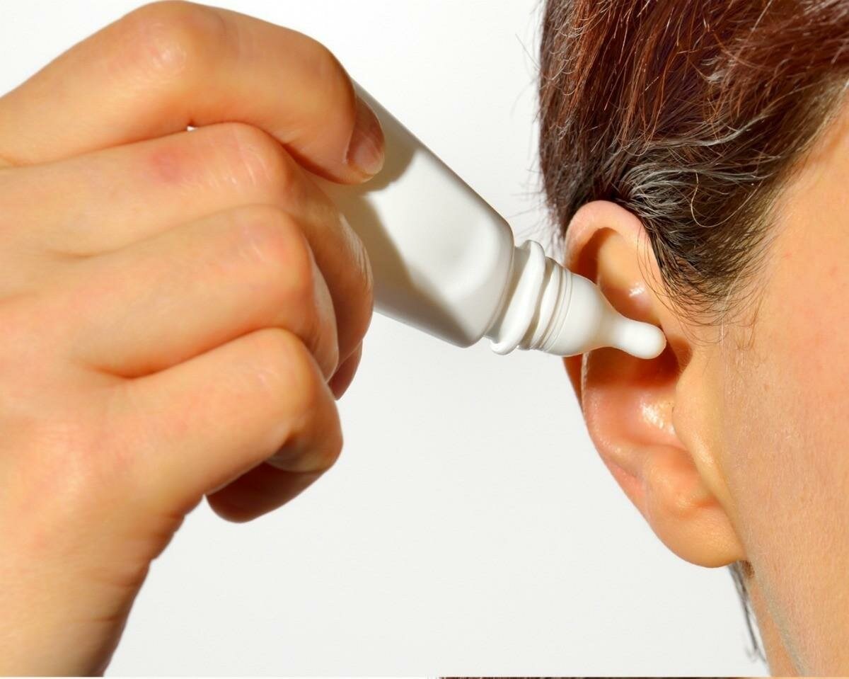 Прочистить ухо от пробки в домашних. Очищение серных пробок в ушах.