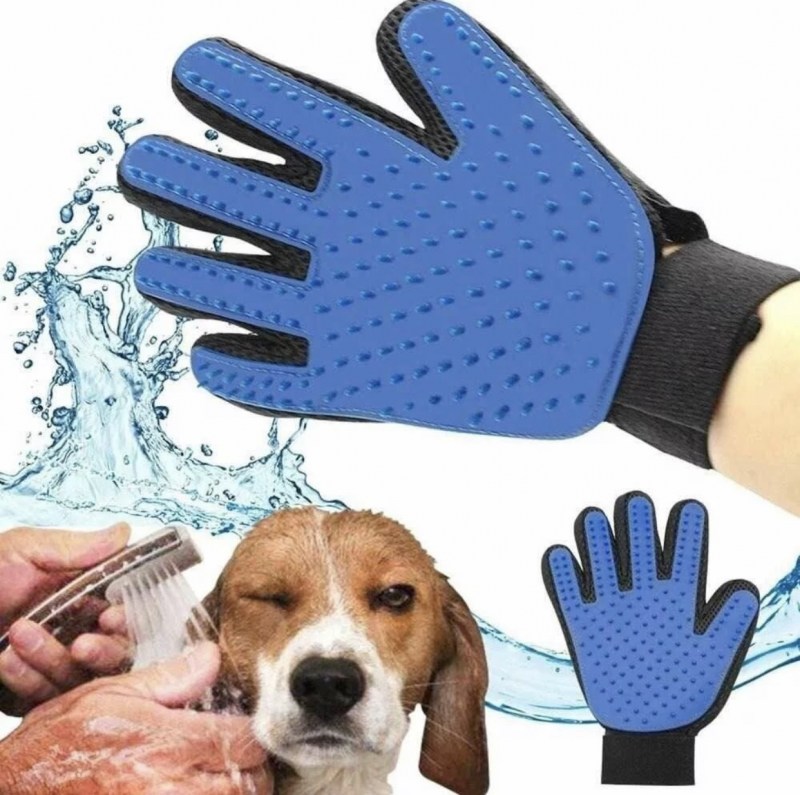 Перчатка для вычесывания шерсти домашних животных true Touch