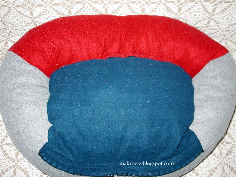 Лежак для собак Trixie Kaline Bed 70х70 см