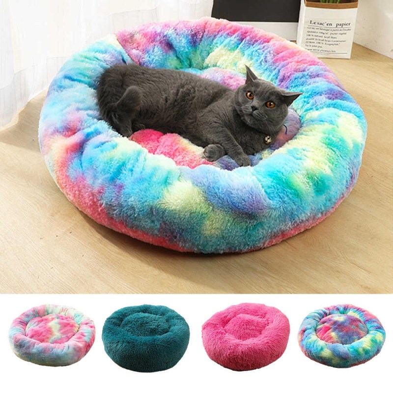 Плюшевая лежанка для кота