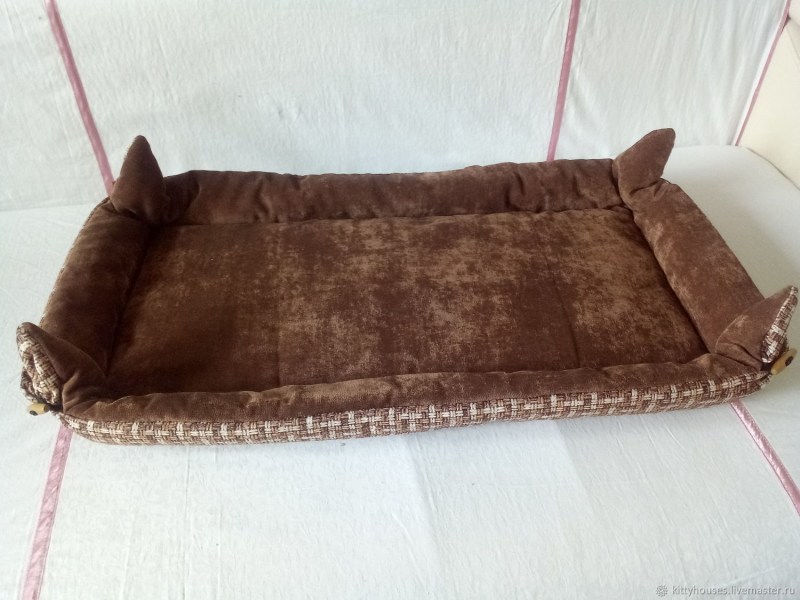 Мягкие лежанки для кошек
