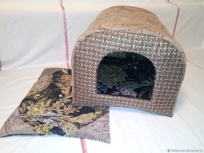 Самодельные домики для кошек