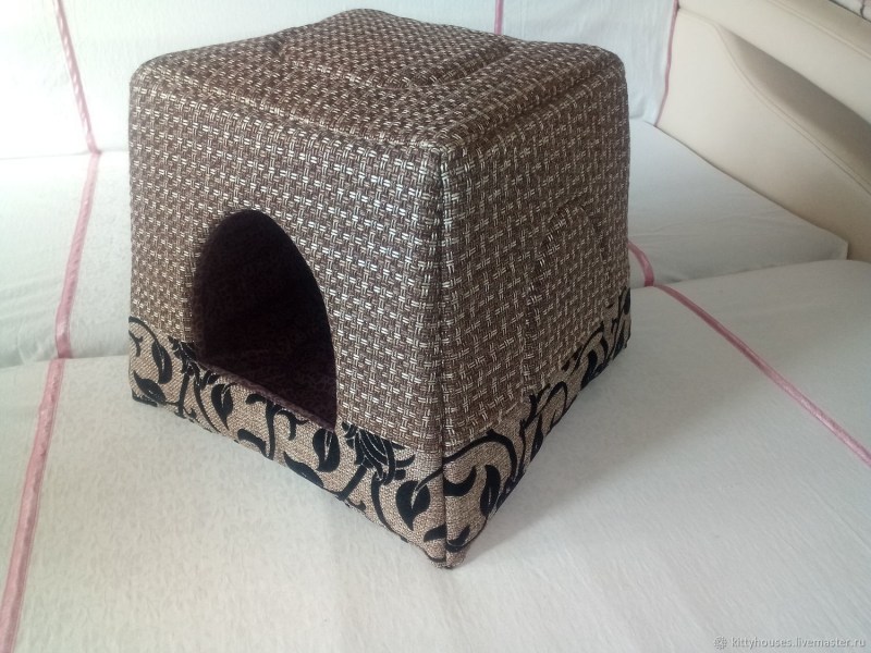 Дом для кота из подручных средств
