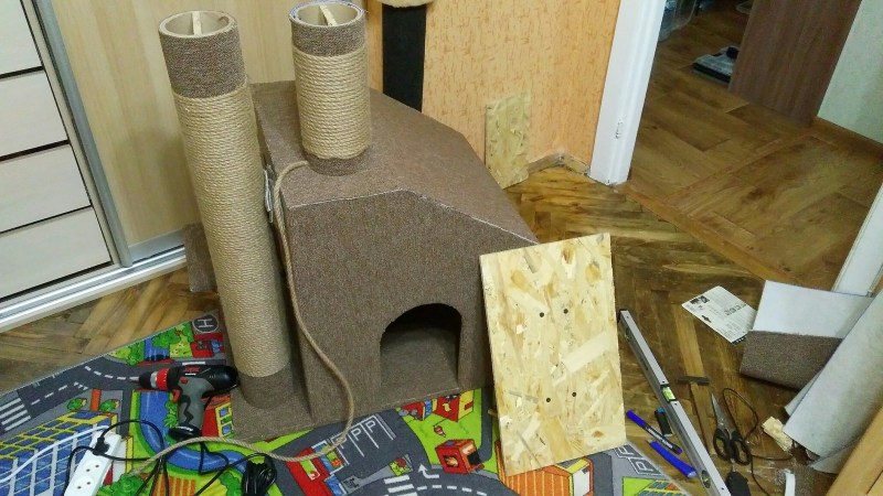 Домик для кошки из картонных кругов