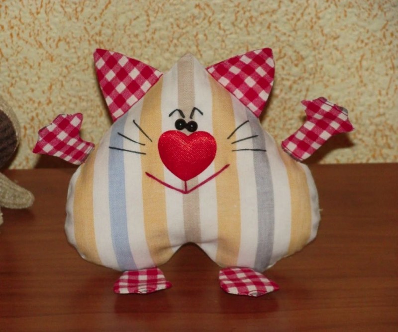 Игрушки для подушки
