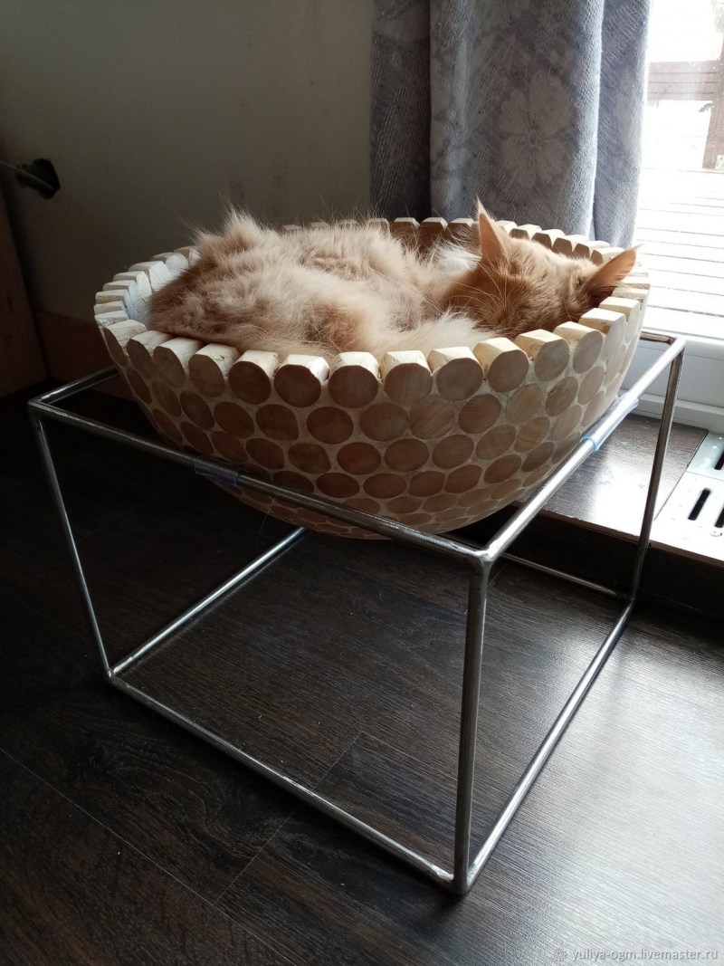 Кошачья лежанка