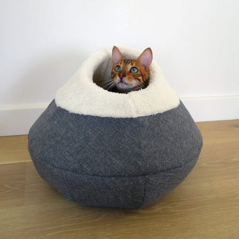 Круглый домик для кошки