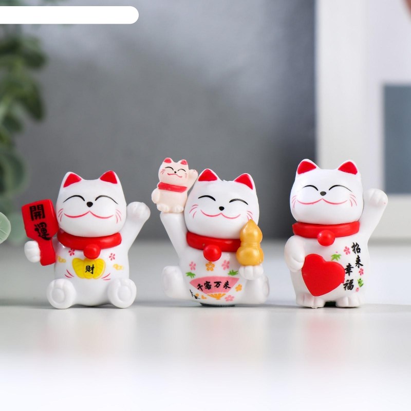 Котик из пластика