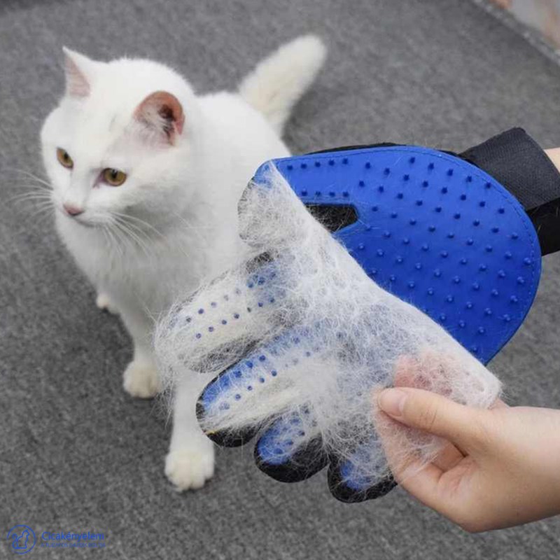 Расческа для вычесывания кота