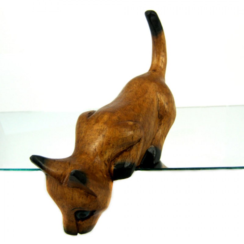 Фигурки кошек из дерева